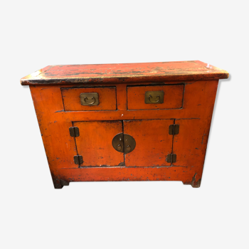 Chinese chest of drawers in lacquer and brass