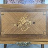 Rosewood display cabinet in Transitional style