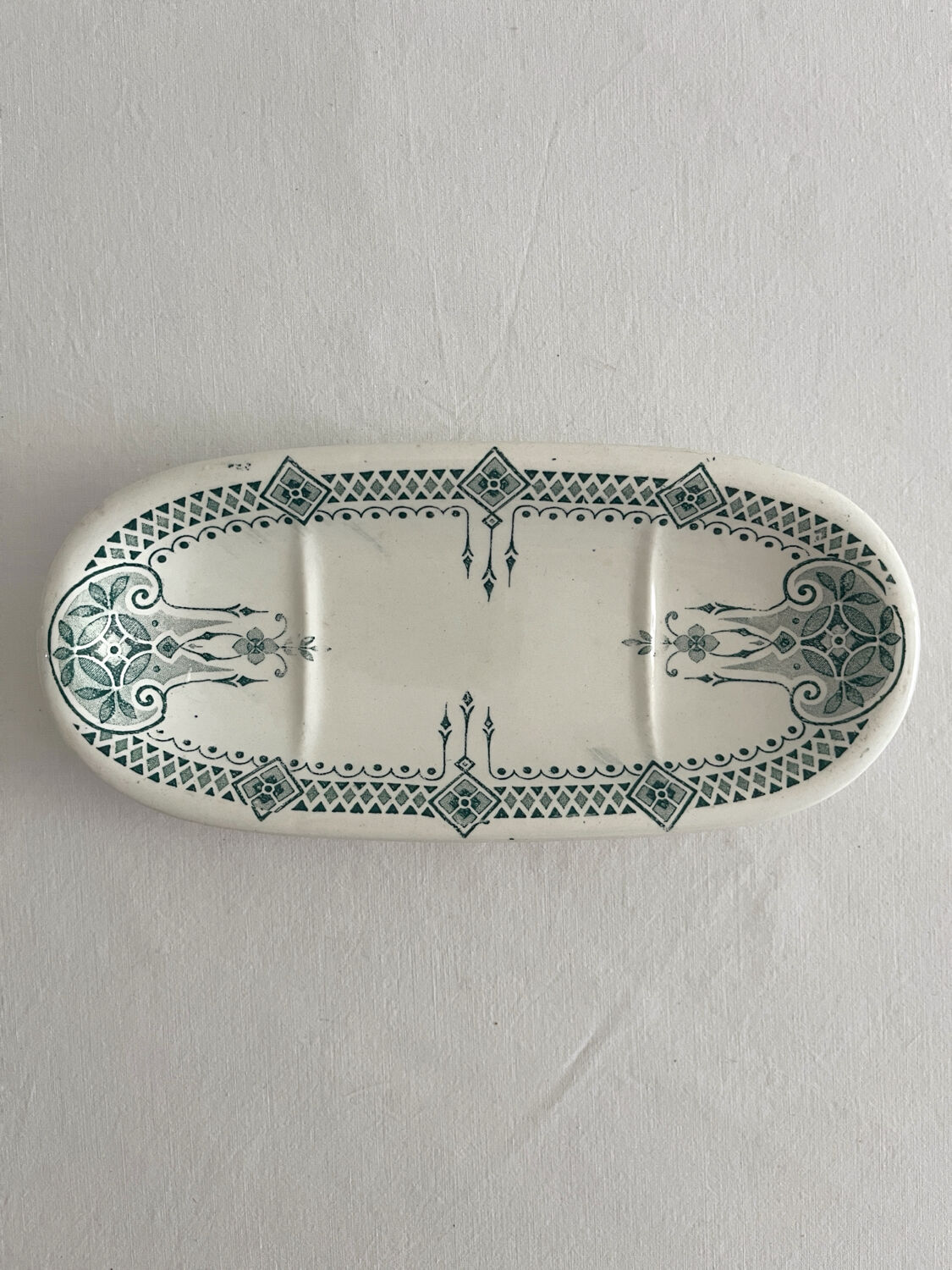 Porte savon terre de fer art nouveau KG Lunéville