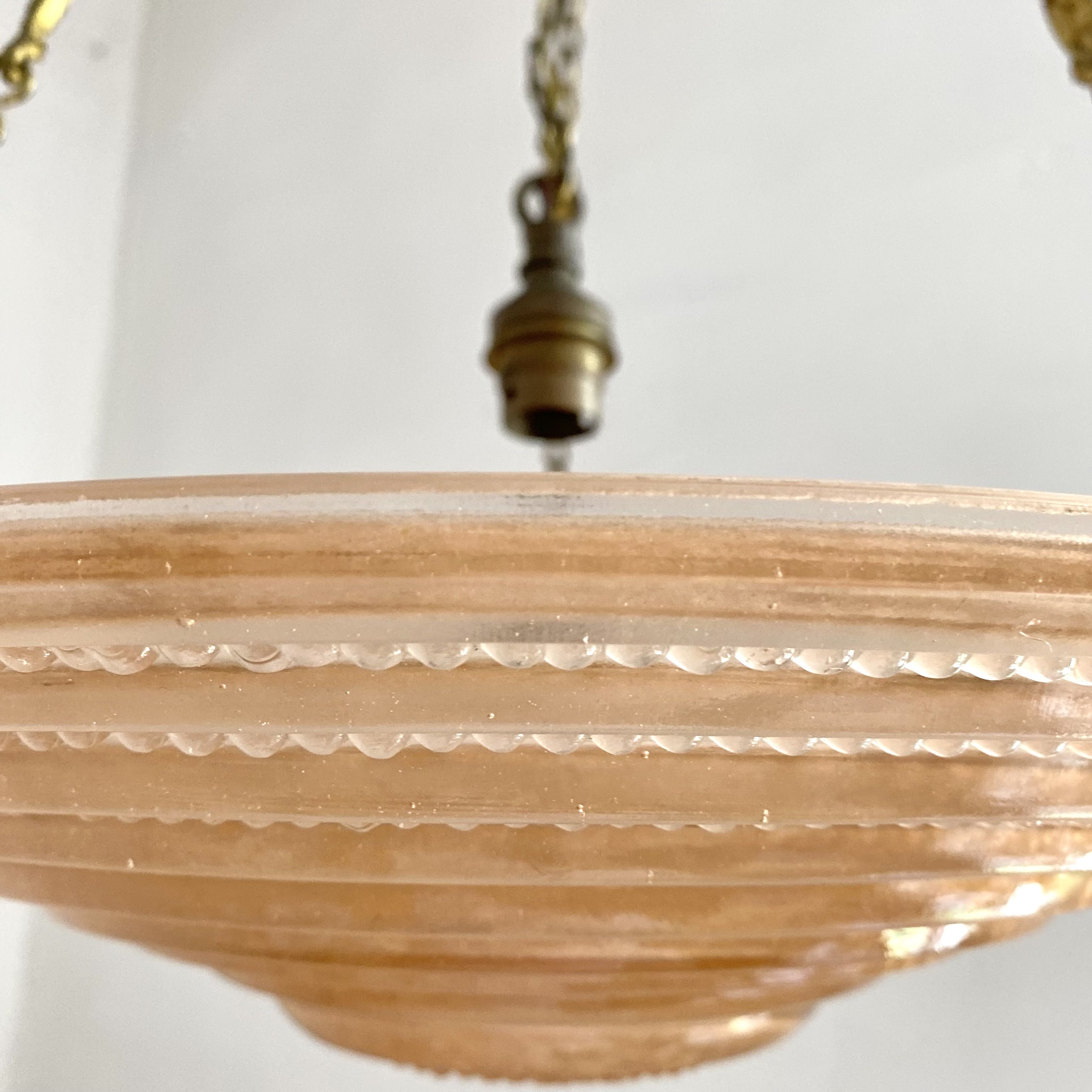Art Deco suspension basin pink glass Lauris France