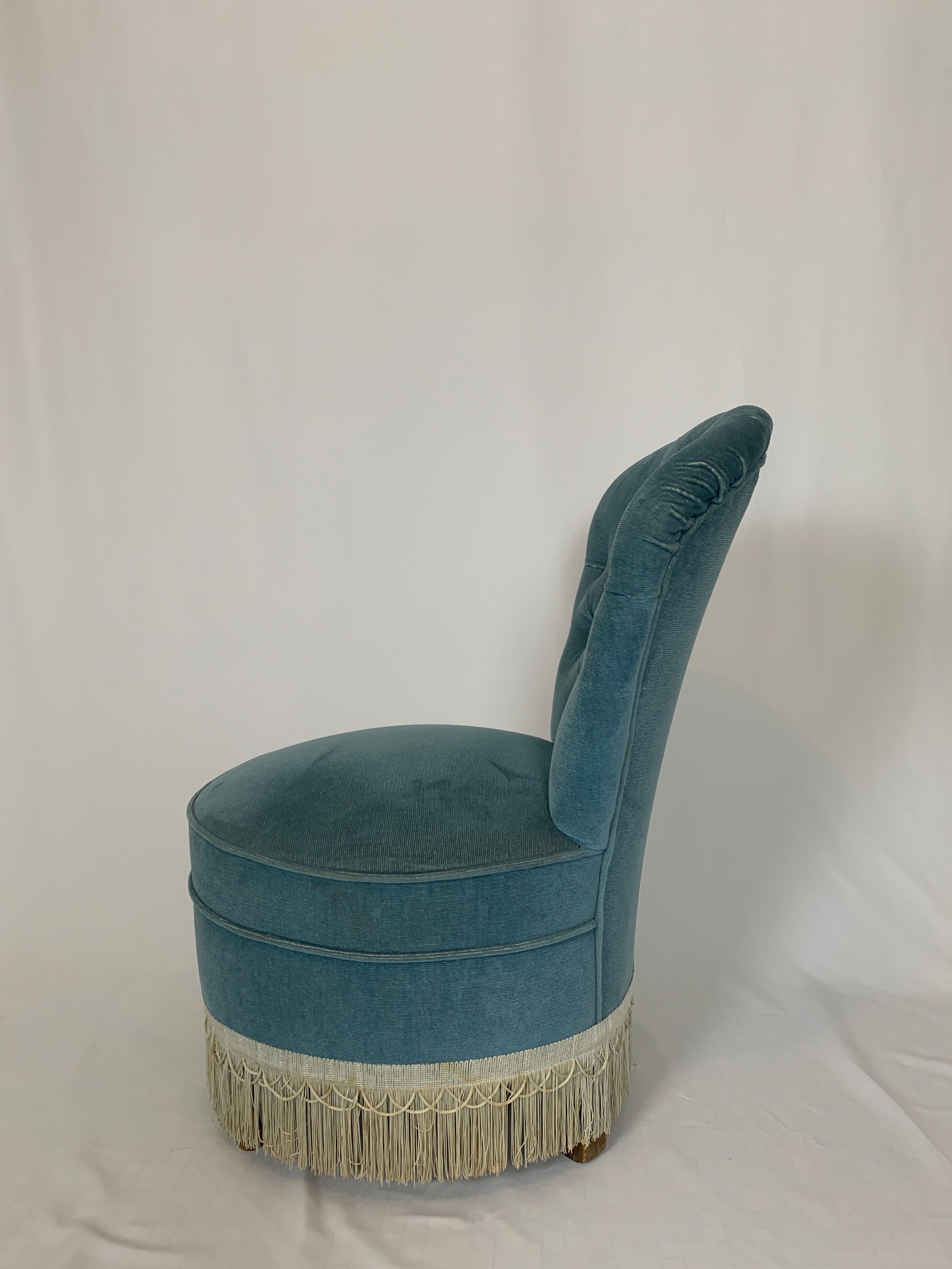 Blue velvet toad armchair
