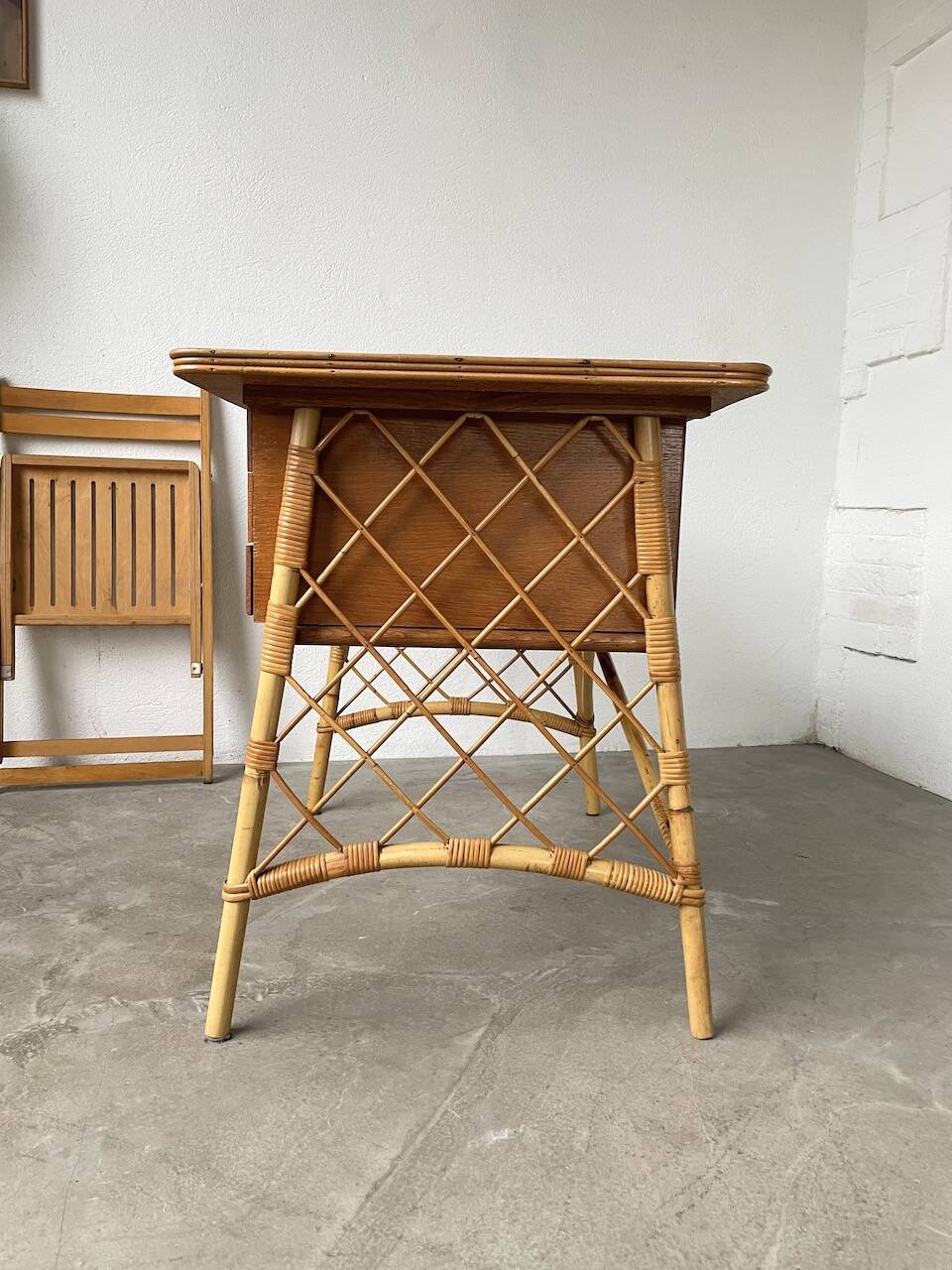 Bureau rotin Louis Sognot et sa chaise