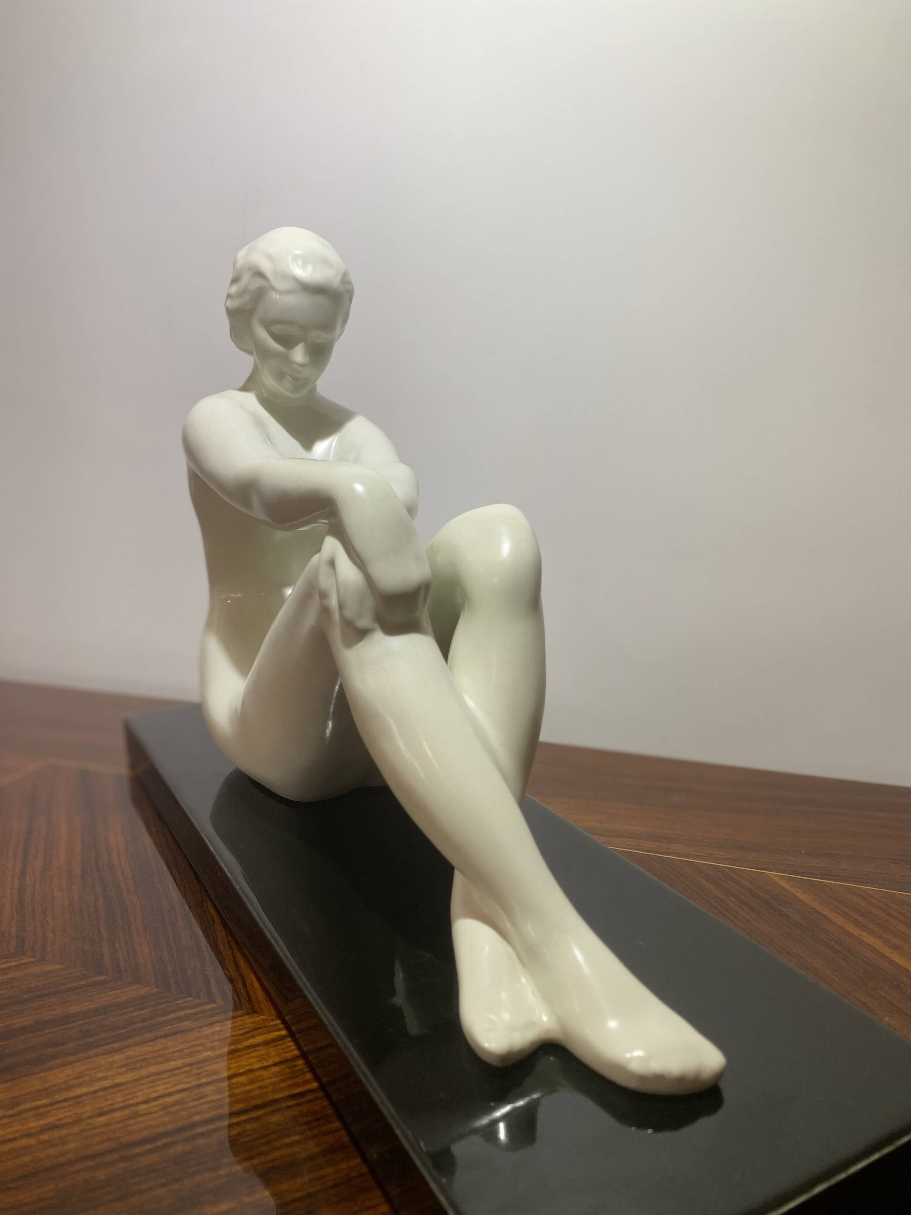 Ancient sculpture ODYV – Faïencerie de Vierzon – Art Deco seated woman