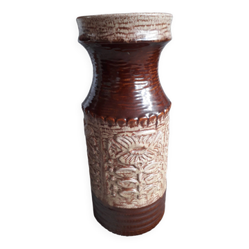 Large ceramic vase from Germany with floral decoration.