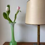 Green and white soliflore