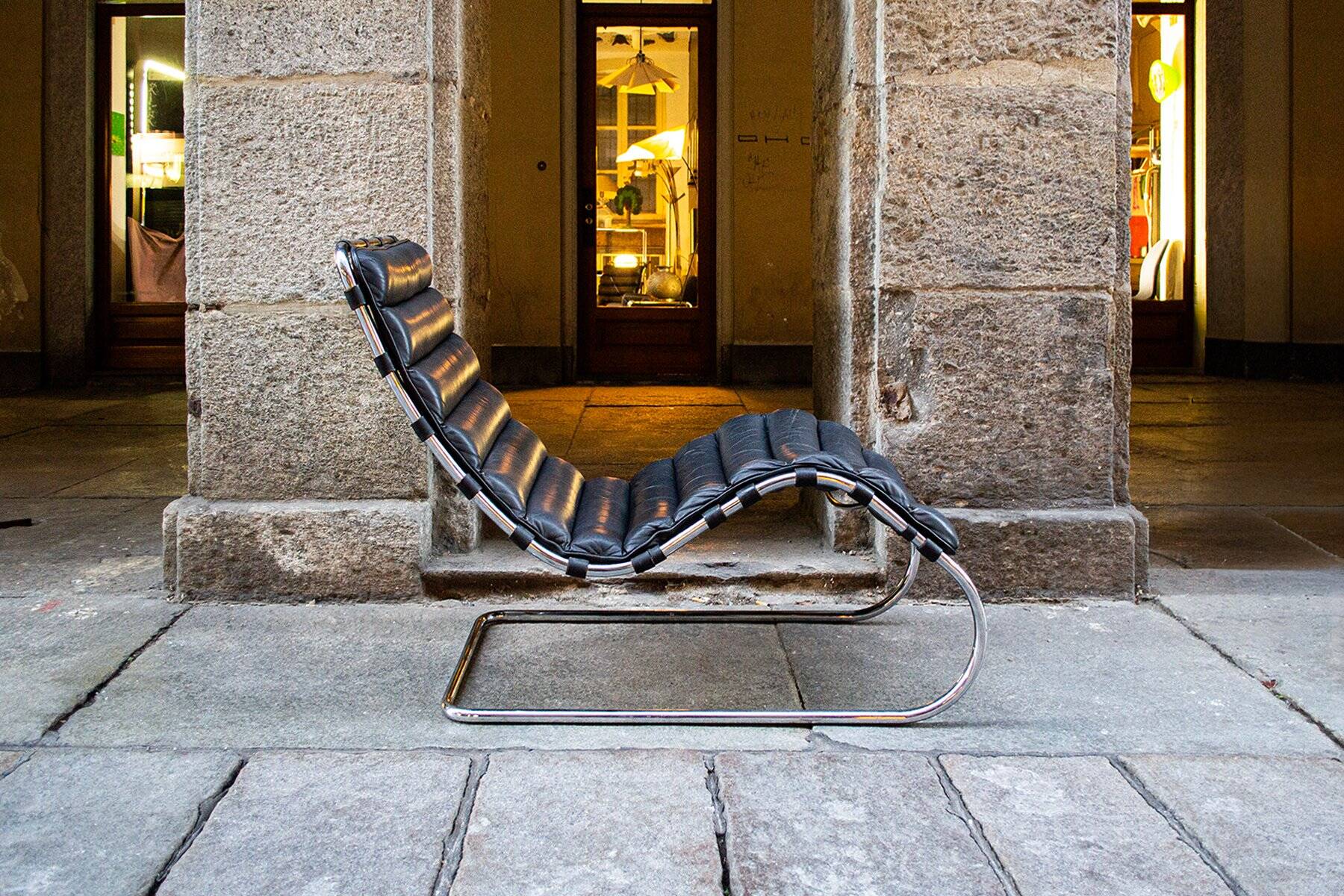 MR chaise longue by Ludwig Mies Van Der Rohe for Knoll, 1980s