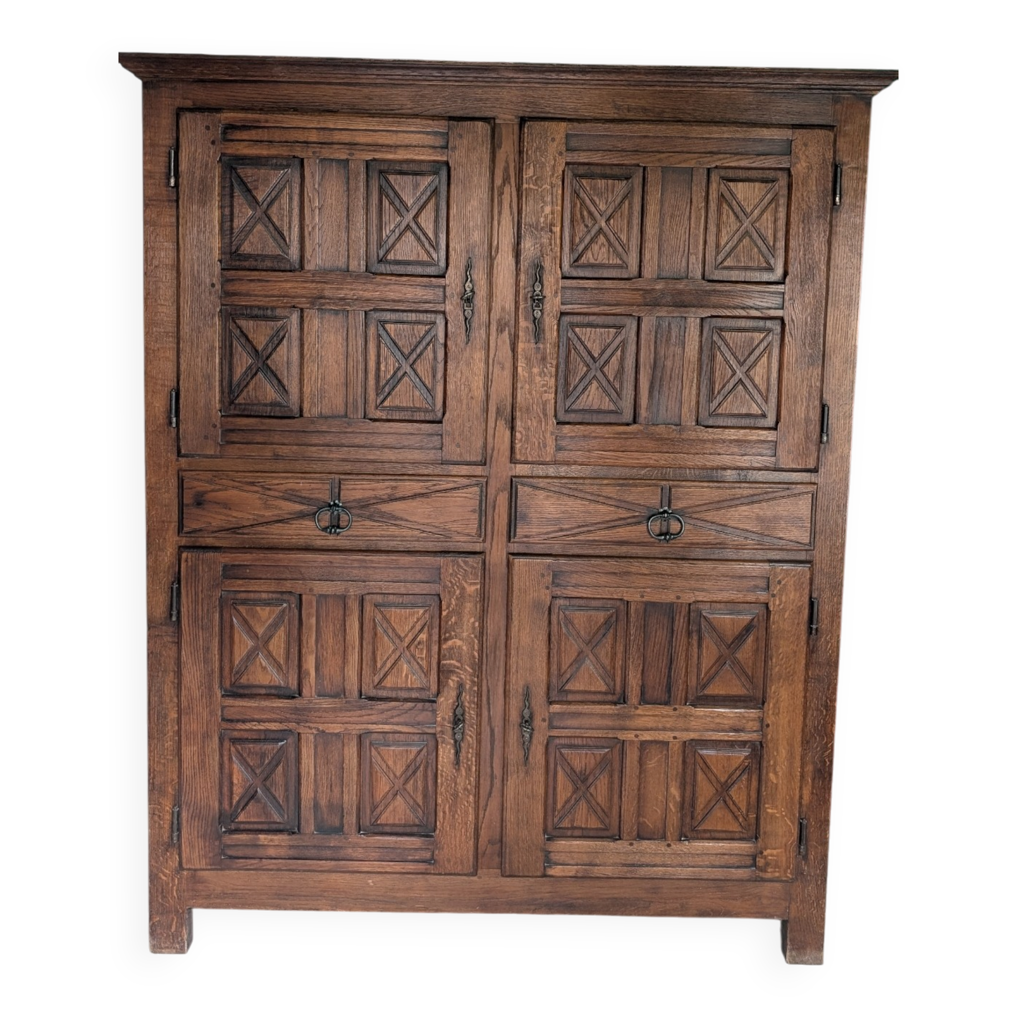 Grand cabinet buffet espagnol