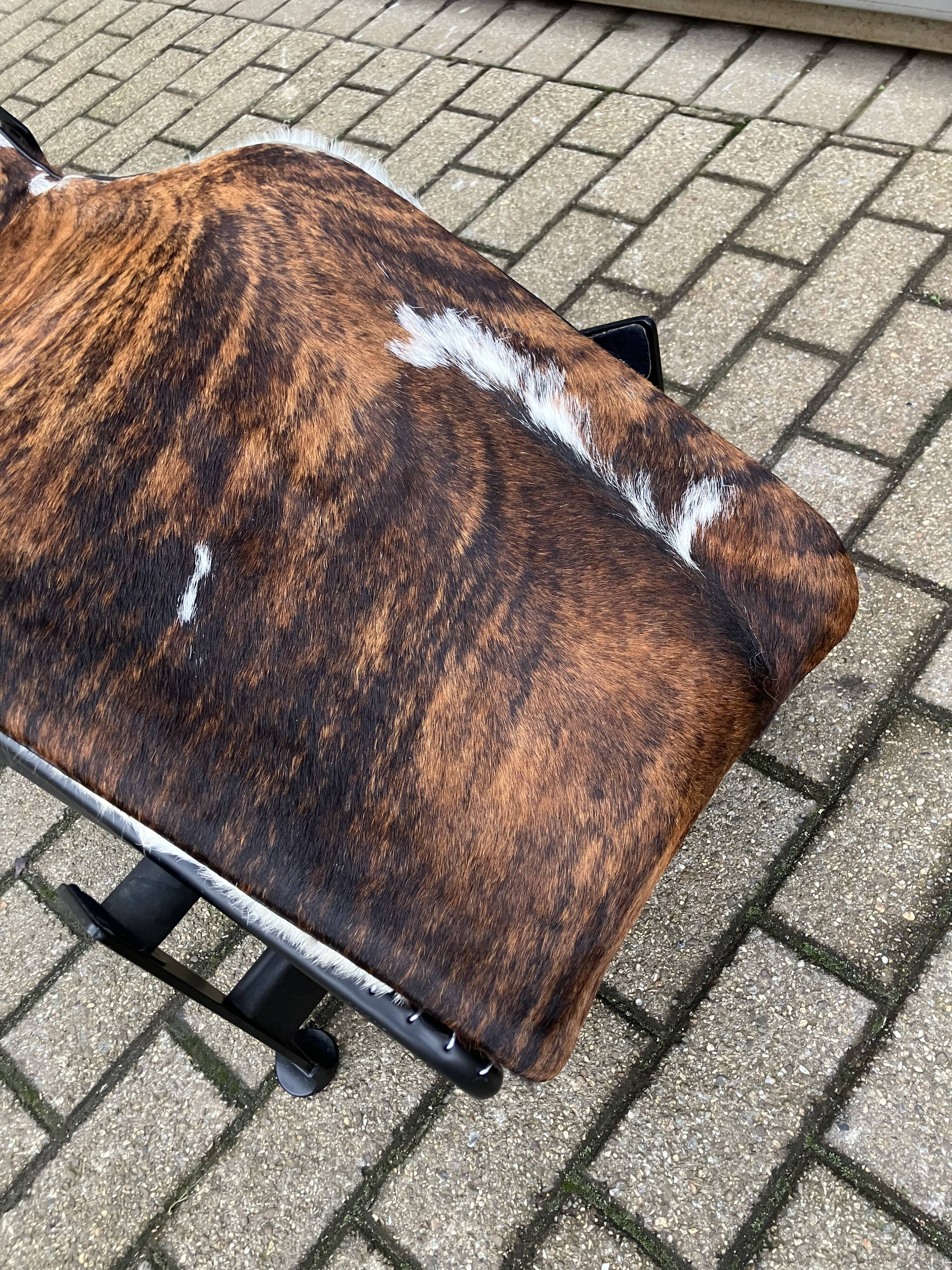 Originele Low numbered Cassina Le Corbusier Lc4 Pony skin