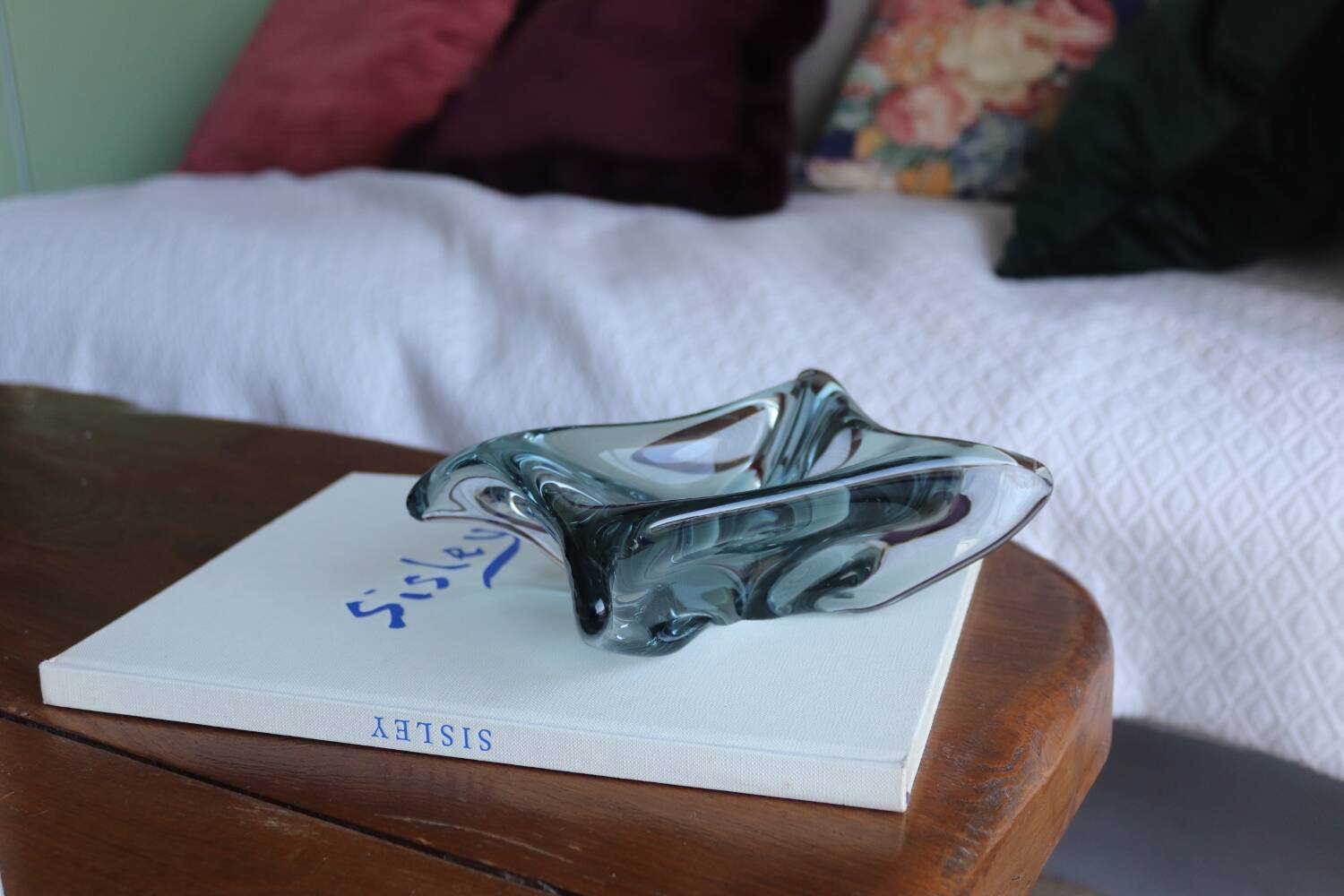 Grey smoked glass empty pocket