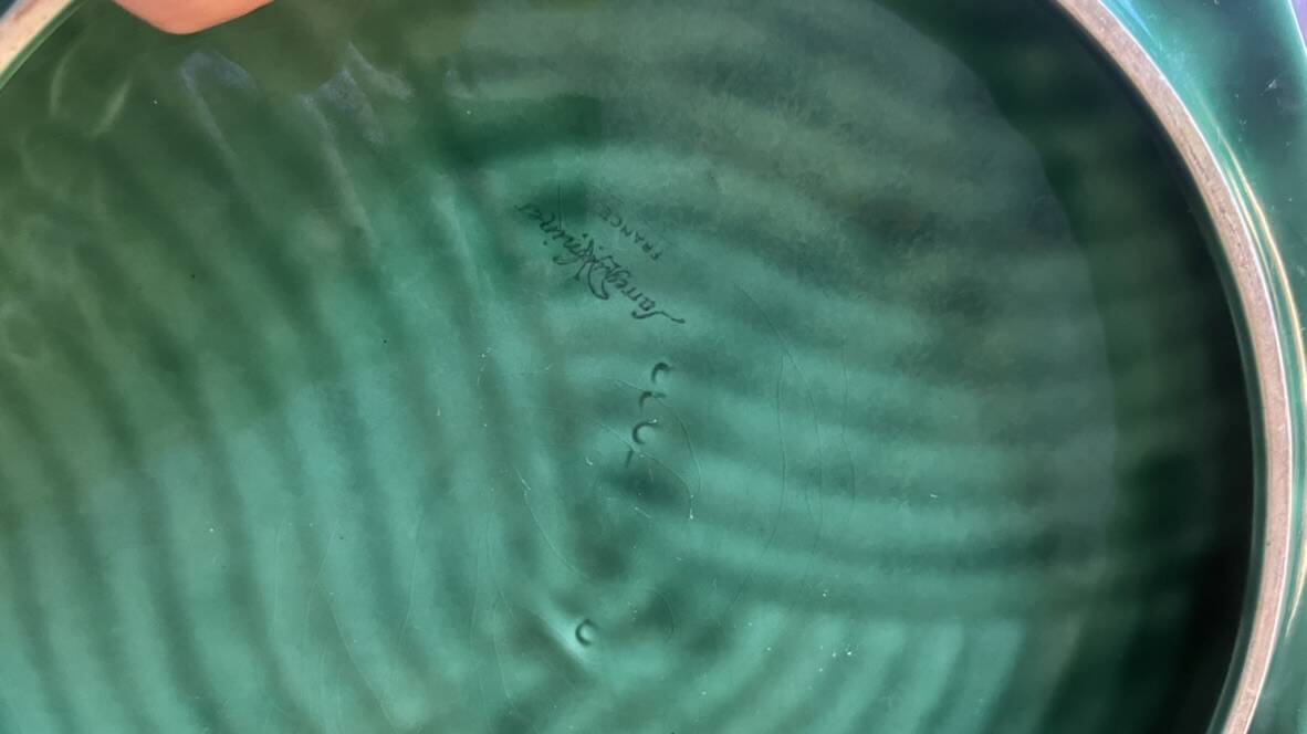 Sarreguemines ceramic table mat or centerpiece