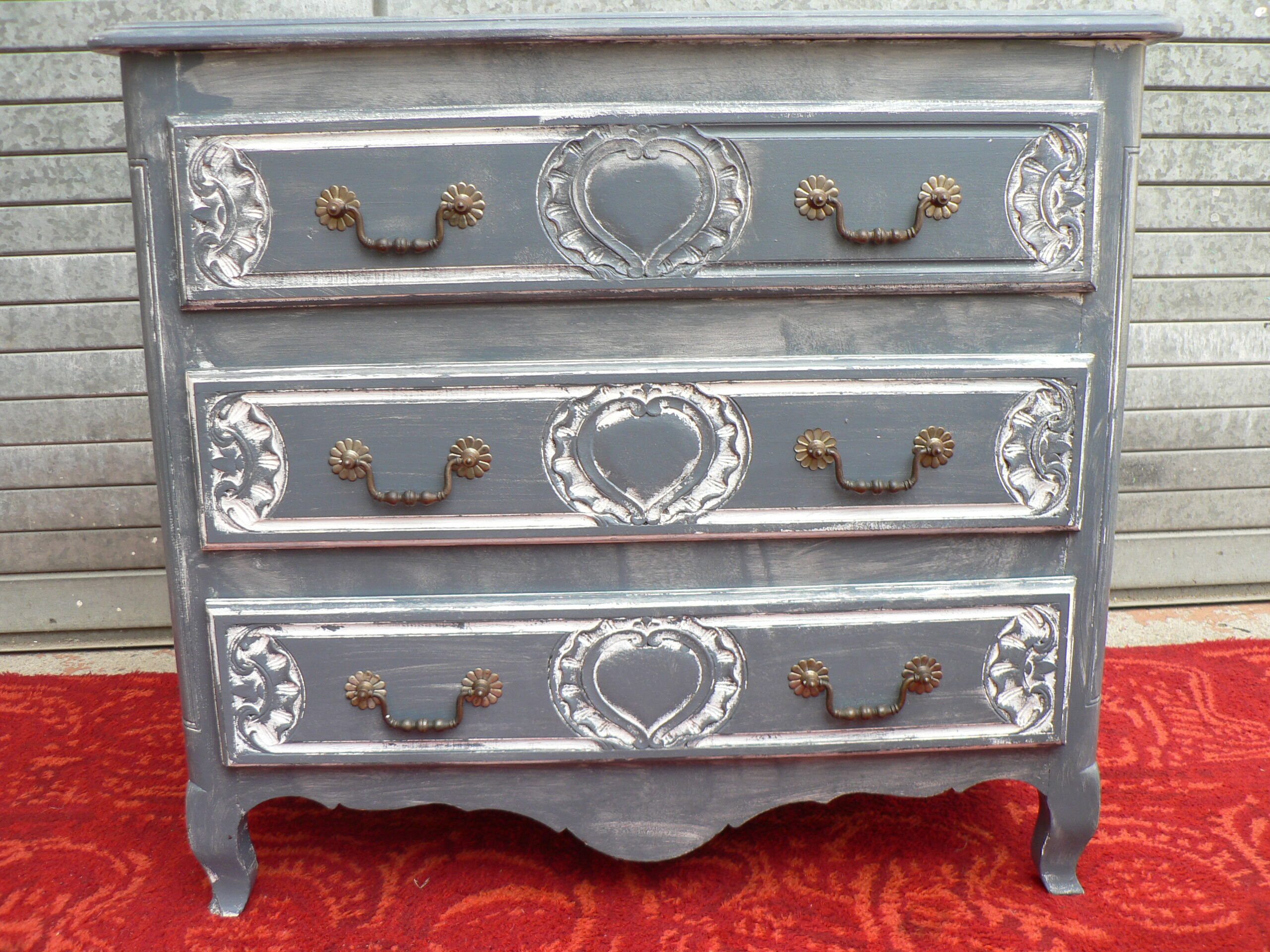 Dresser vintage patina