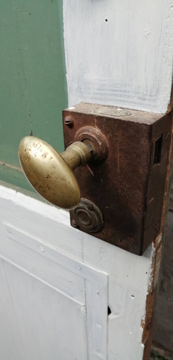 Porte en pin vitrée (6 carreaux) avec son imposte et son volet amovible