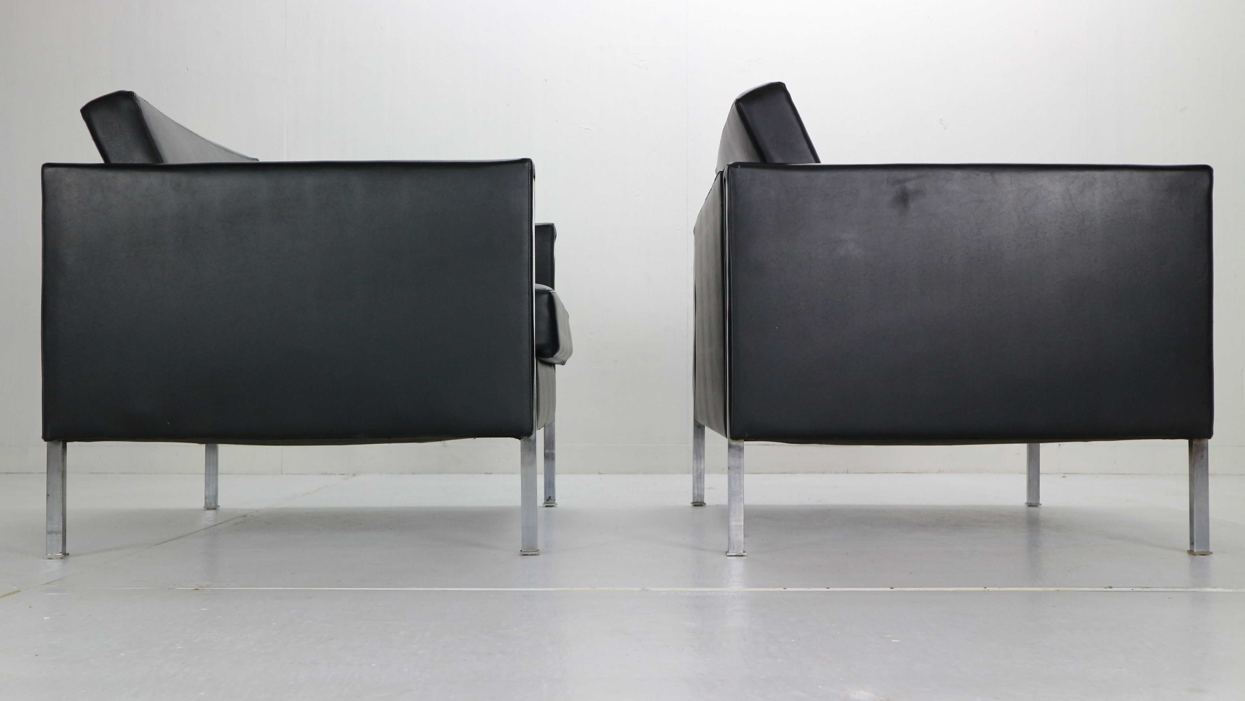 Pierre Paulin Set of 2 "442" Club Chairs for Artifort, 1960