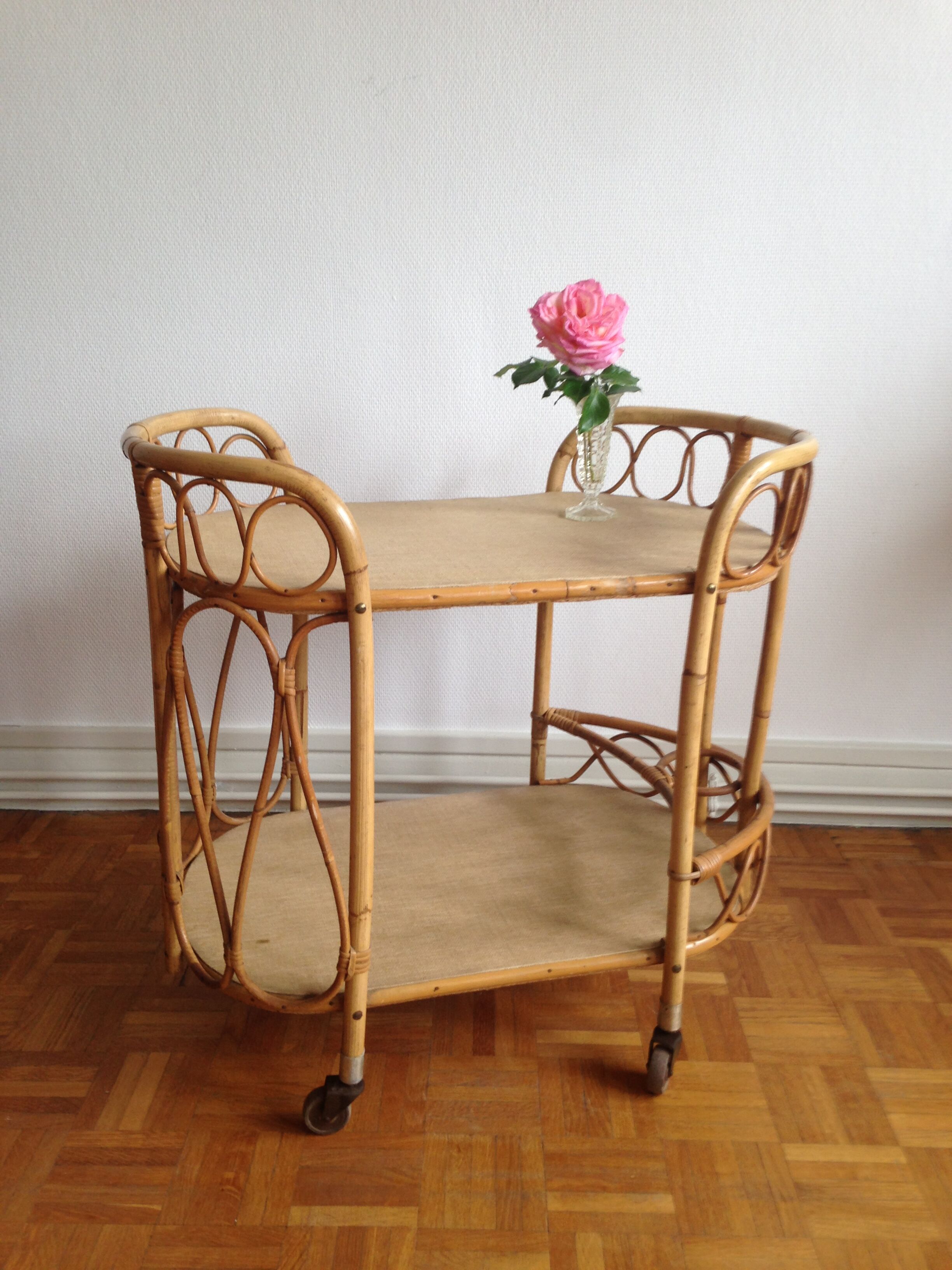 Serving bamboo and rattan 1970