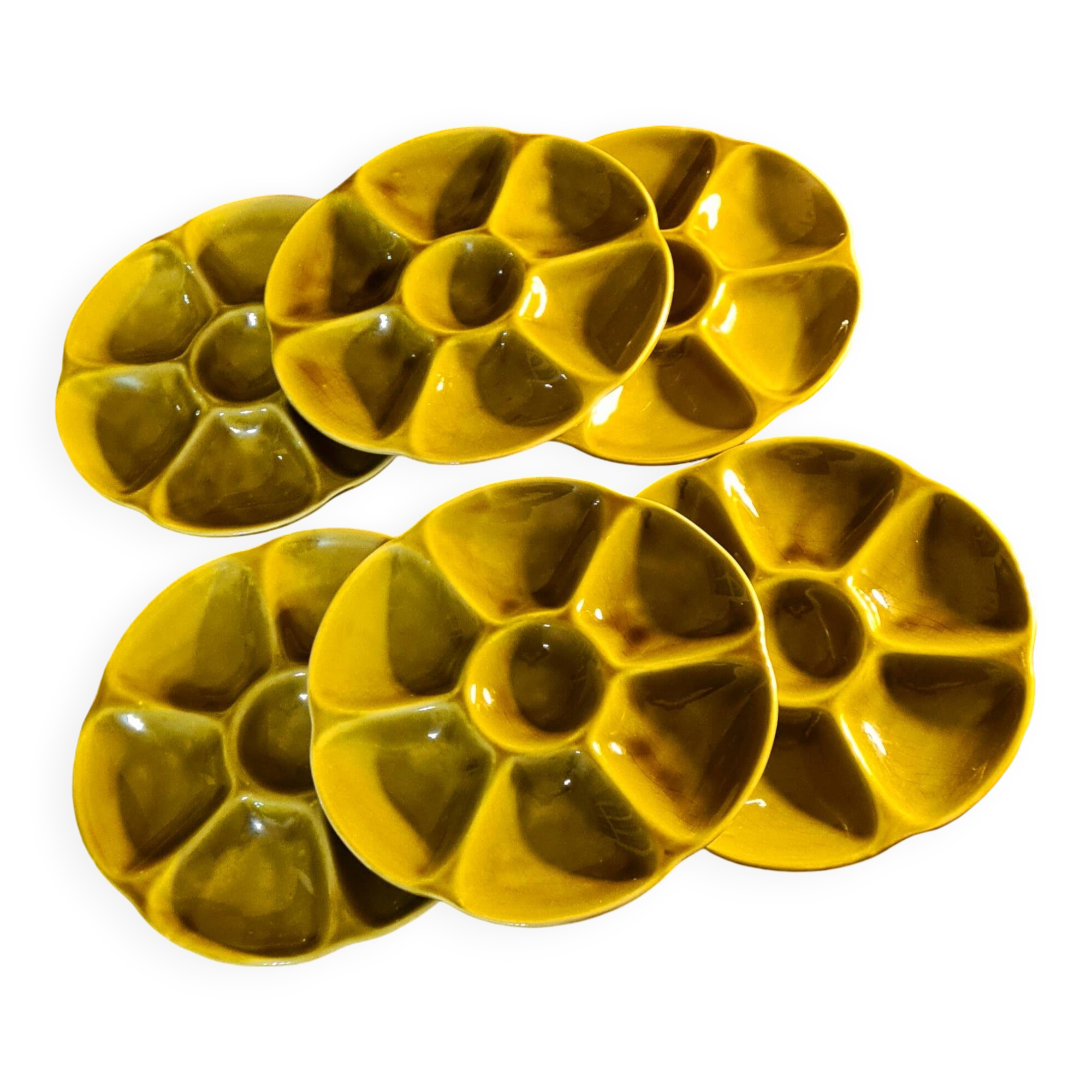 Set of six Gien oyster plates