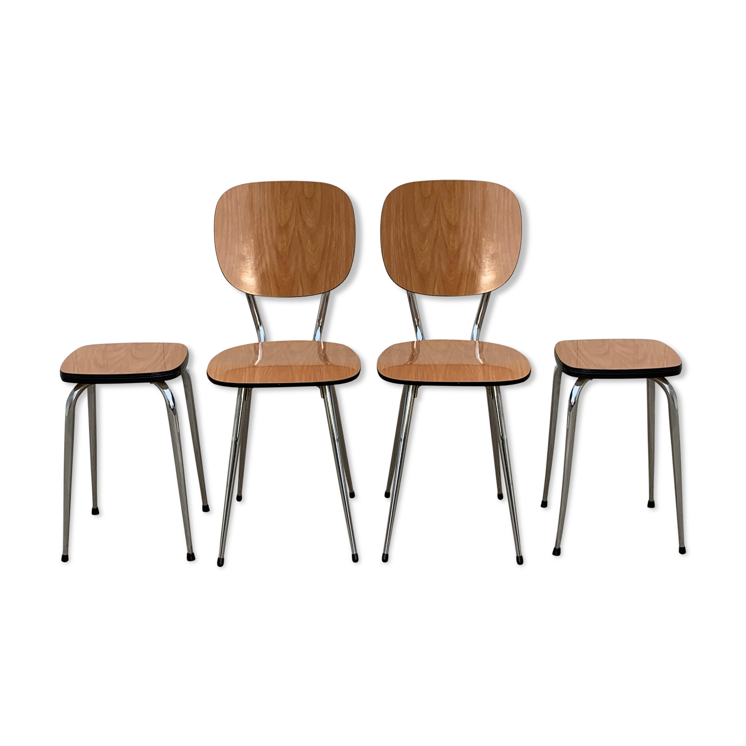 Chairs and stools Formica feet compass Tublac