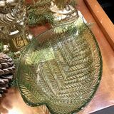 Glass leaf dish