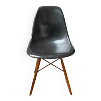DSW Black Chair by Charles & Ray Eames - Herman Miller - Vintage