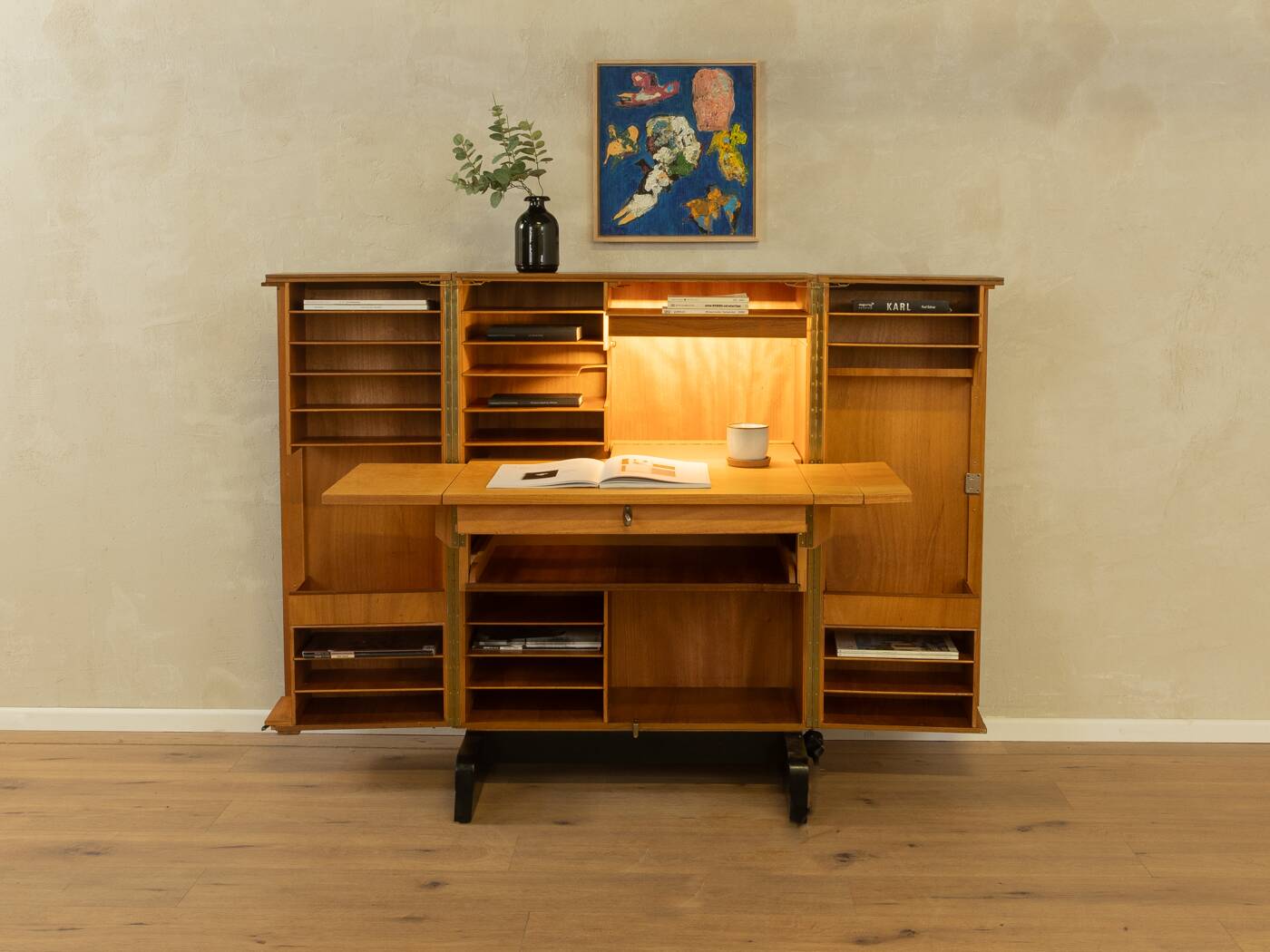 1950s Bureau