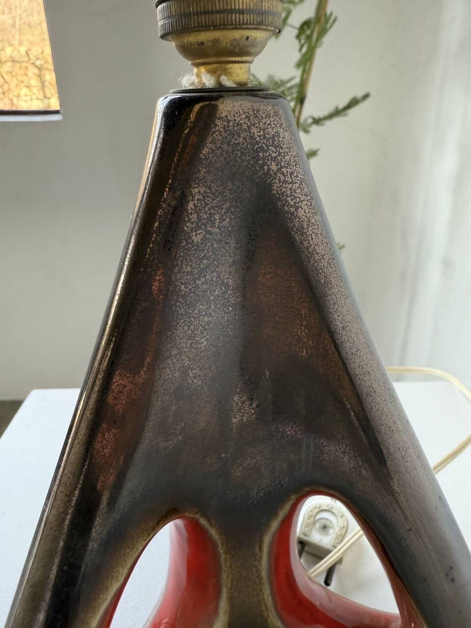 1950s ceramic table lamp, free form