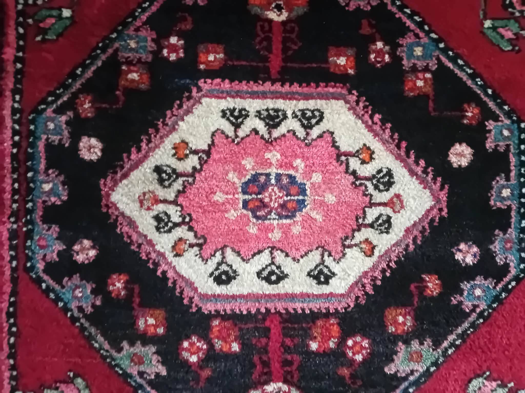 Handmade Persian Hamdan rug 235x140cm