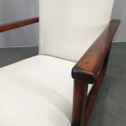 Paire de chaises de salon en pin du milieu du siècle, Tchécoslovaquie années 1970