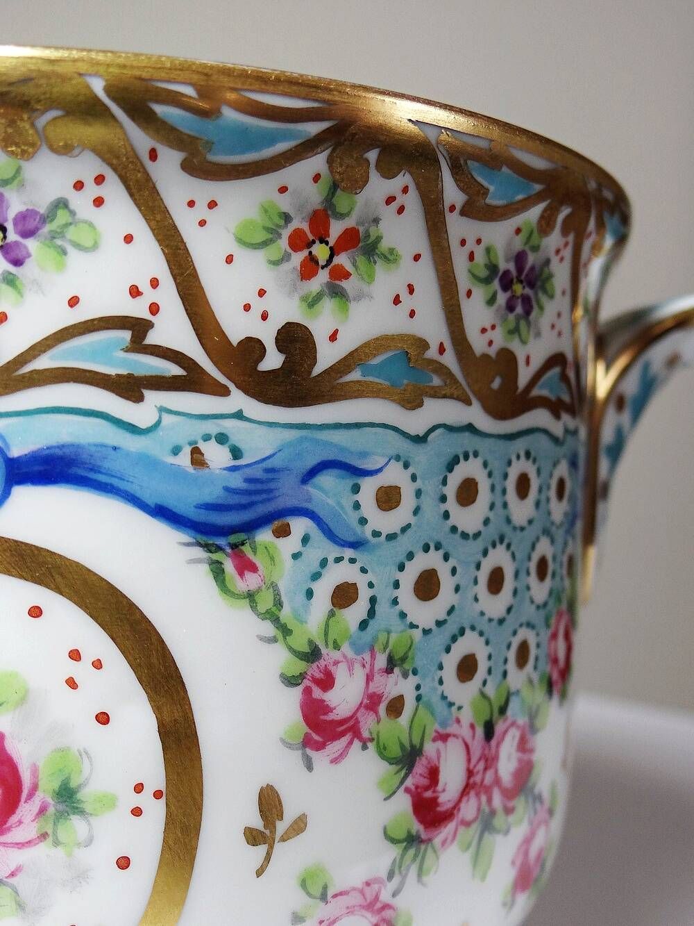 Old Limoges porcelain bowl/pot, hand-painted, M. Carpezat, 1900-1930