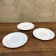 Dessert plate with flower pattern