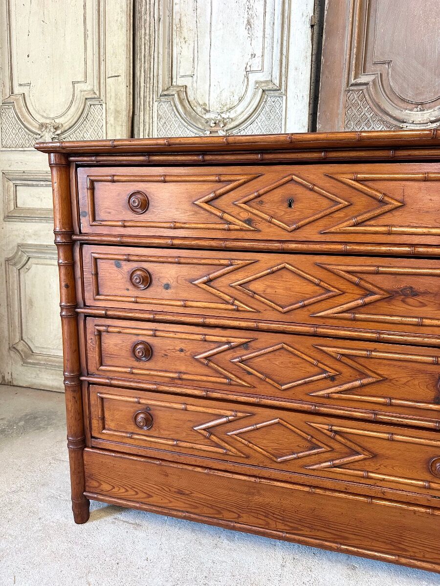 Commode style bambou en sapin époque 1900