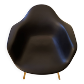 Eames Plastic Chair