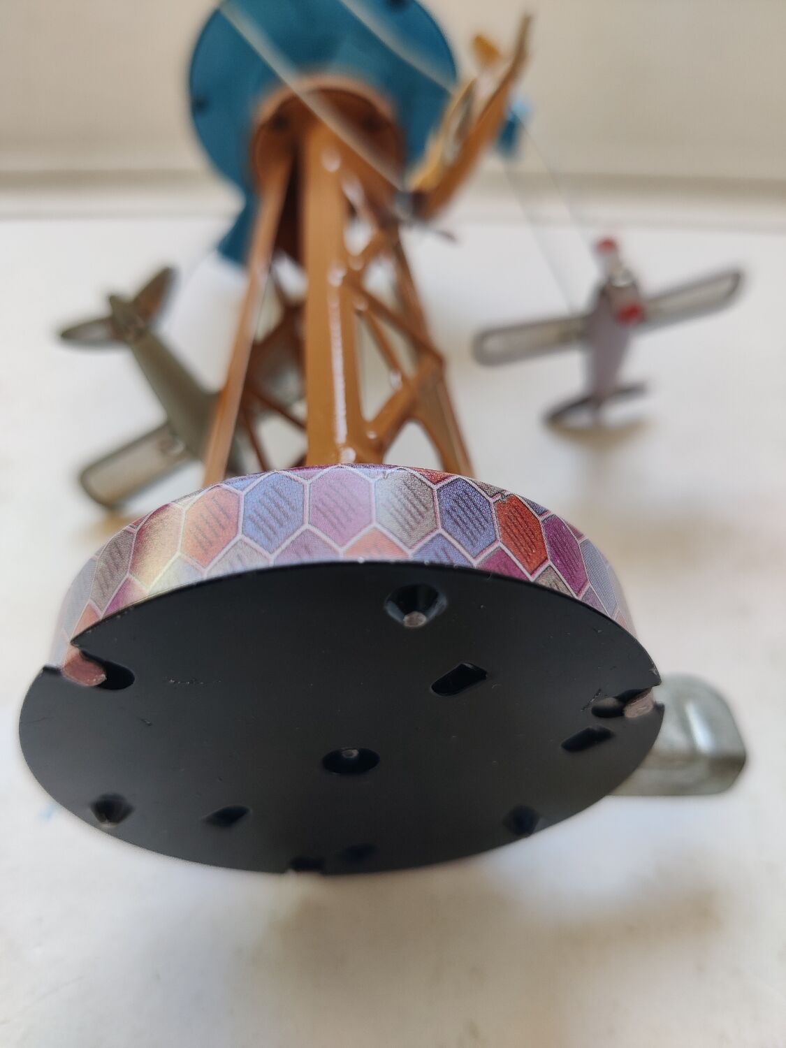 Carousel 3 metal planes