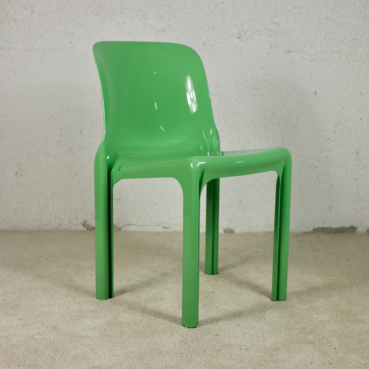 Series of 4 Selene Vico Magistretti chairs for Artemide