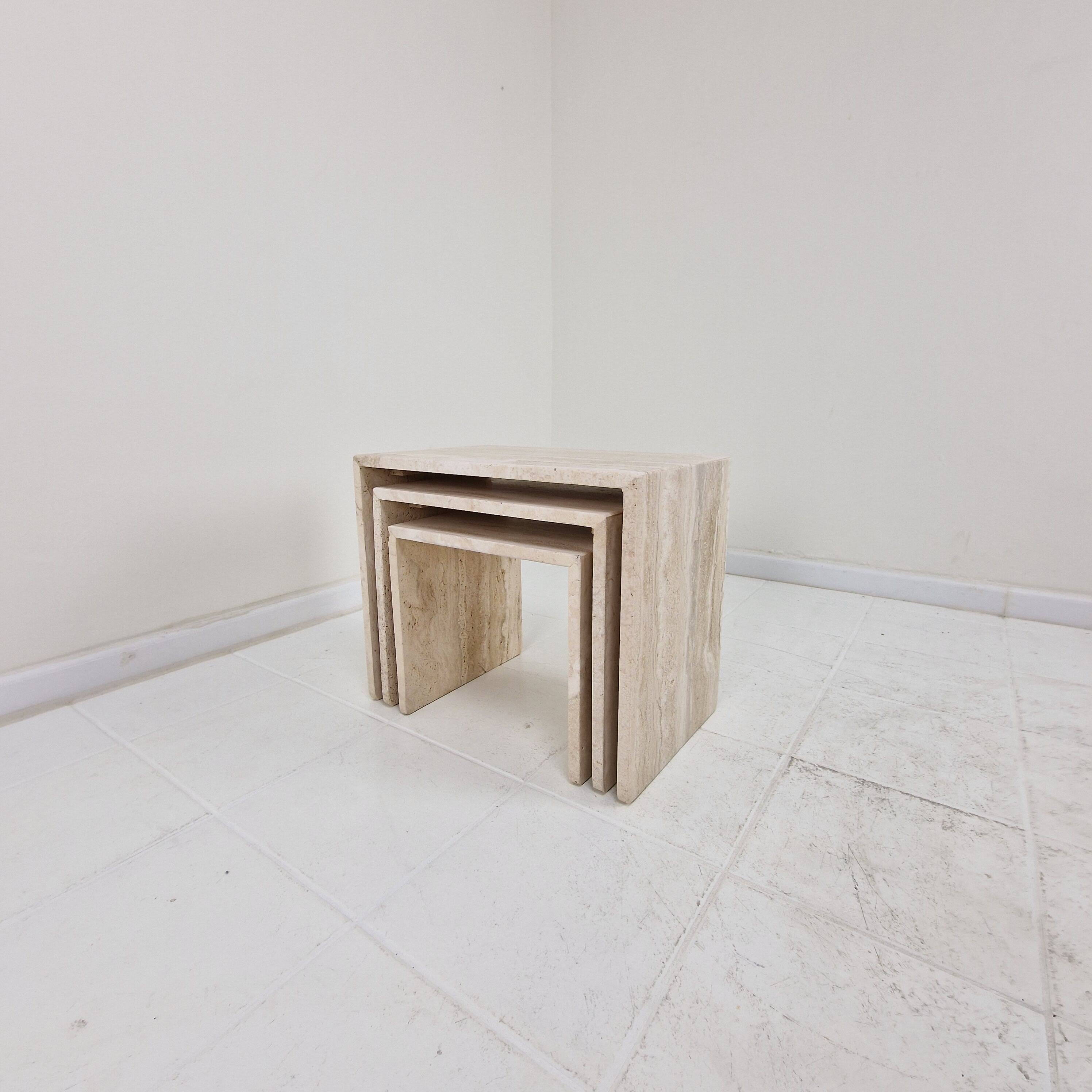 Italian 1980s Grooved Travertine Nesting Tables – Set of 3