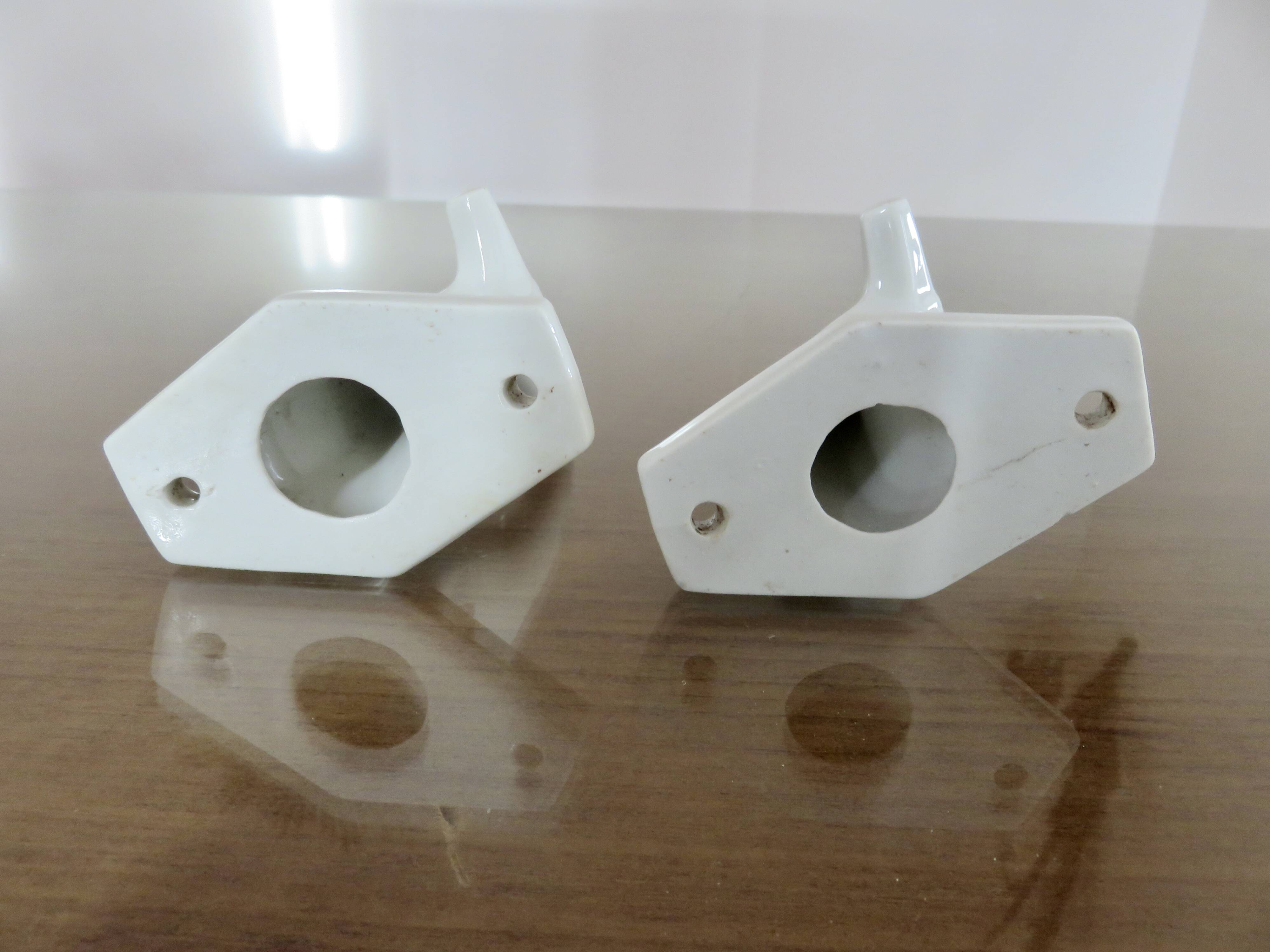 Pair of coat hooks, coat rack, in white porcelain, art deco 30s 40s