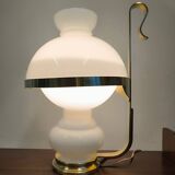 Lampe de table Vecchia Marina en verre opalin et laiton, 1950