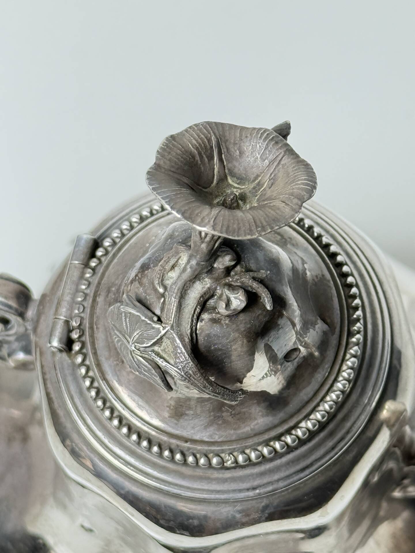 Silver teapot / jug Minerva first standard – Louis XV style