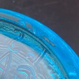 Blue tinted glass sweetener