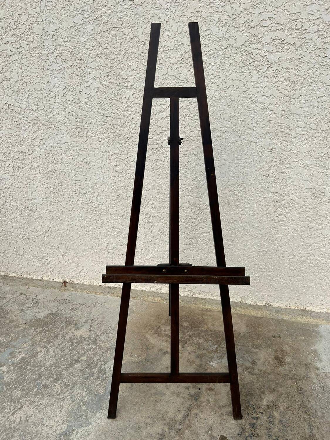 Wooden easel
