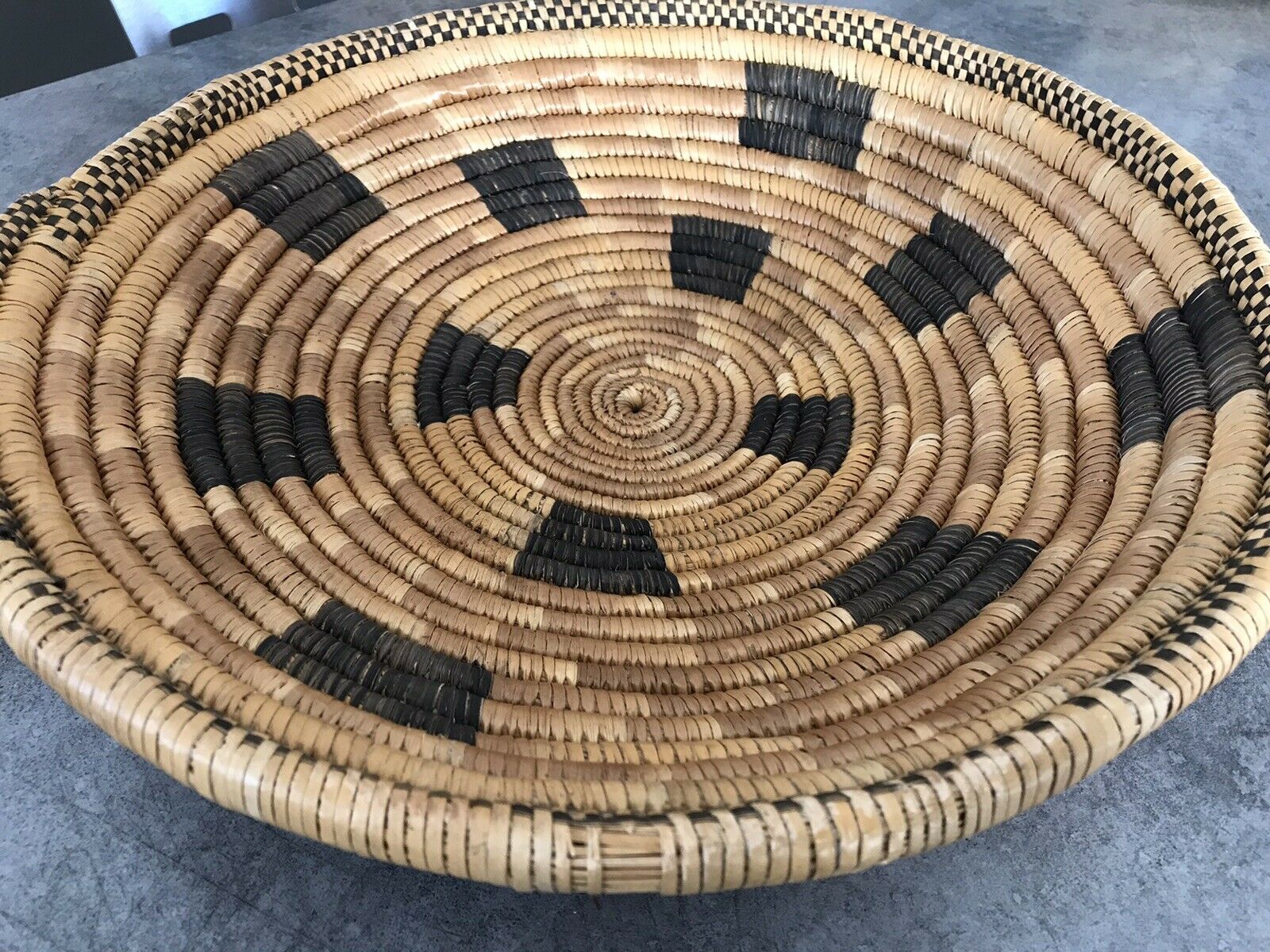 Basket straw bowl origin African hand weave 34 cm