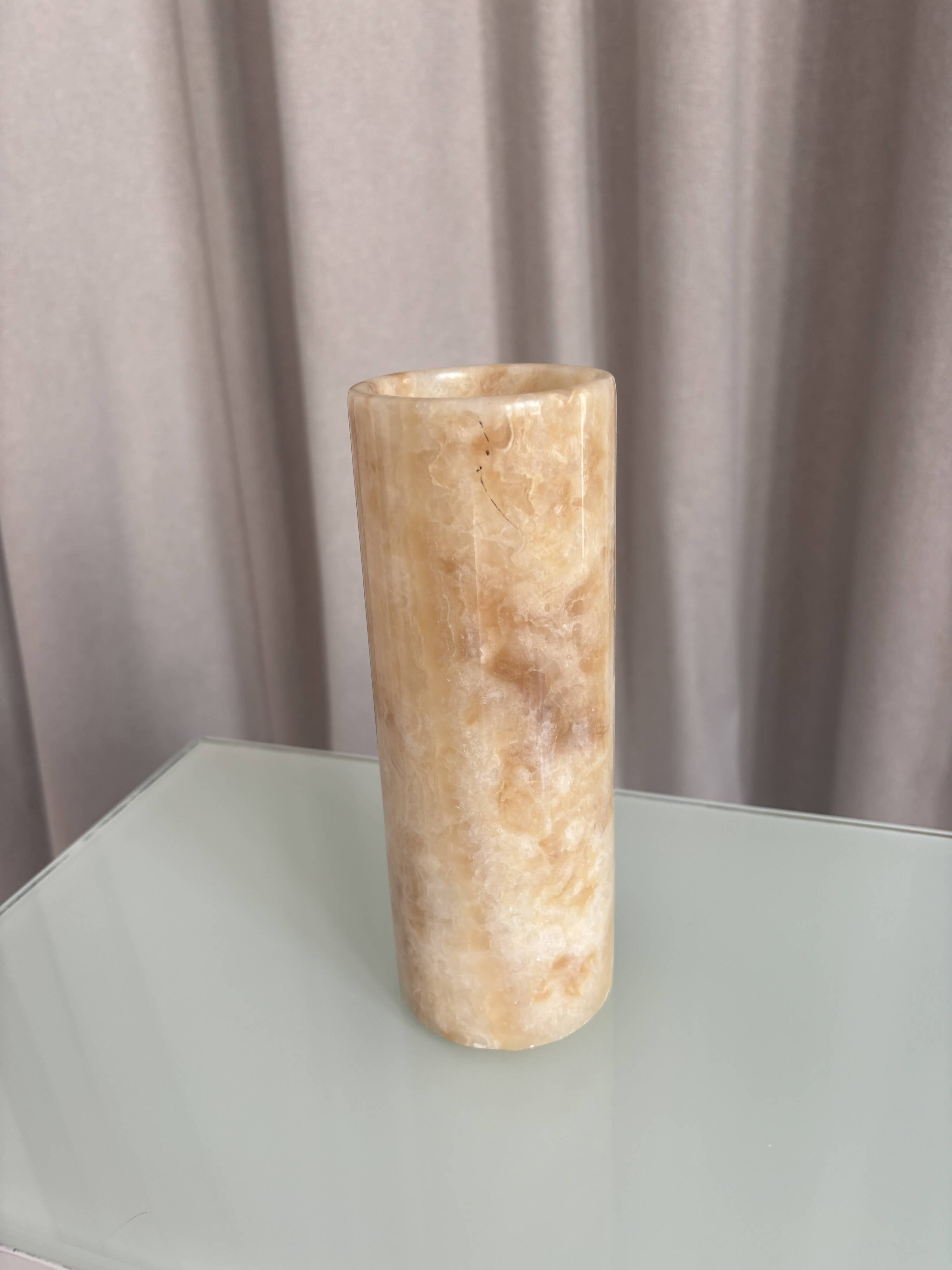 Vintage cylindrical onyx vase