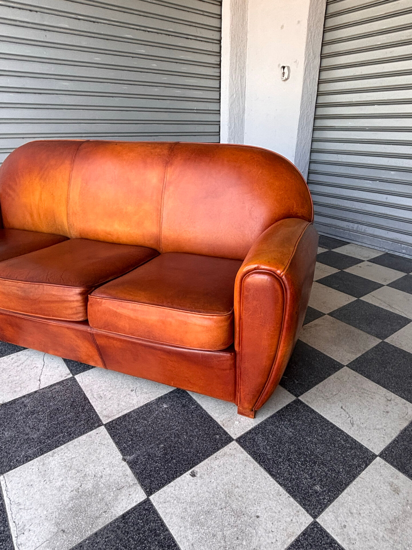 Canapé club vintage en cuir