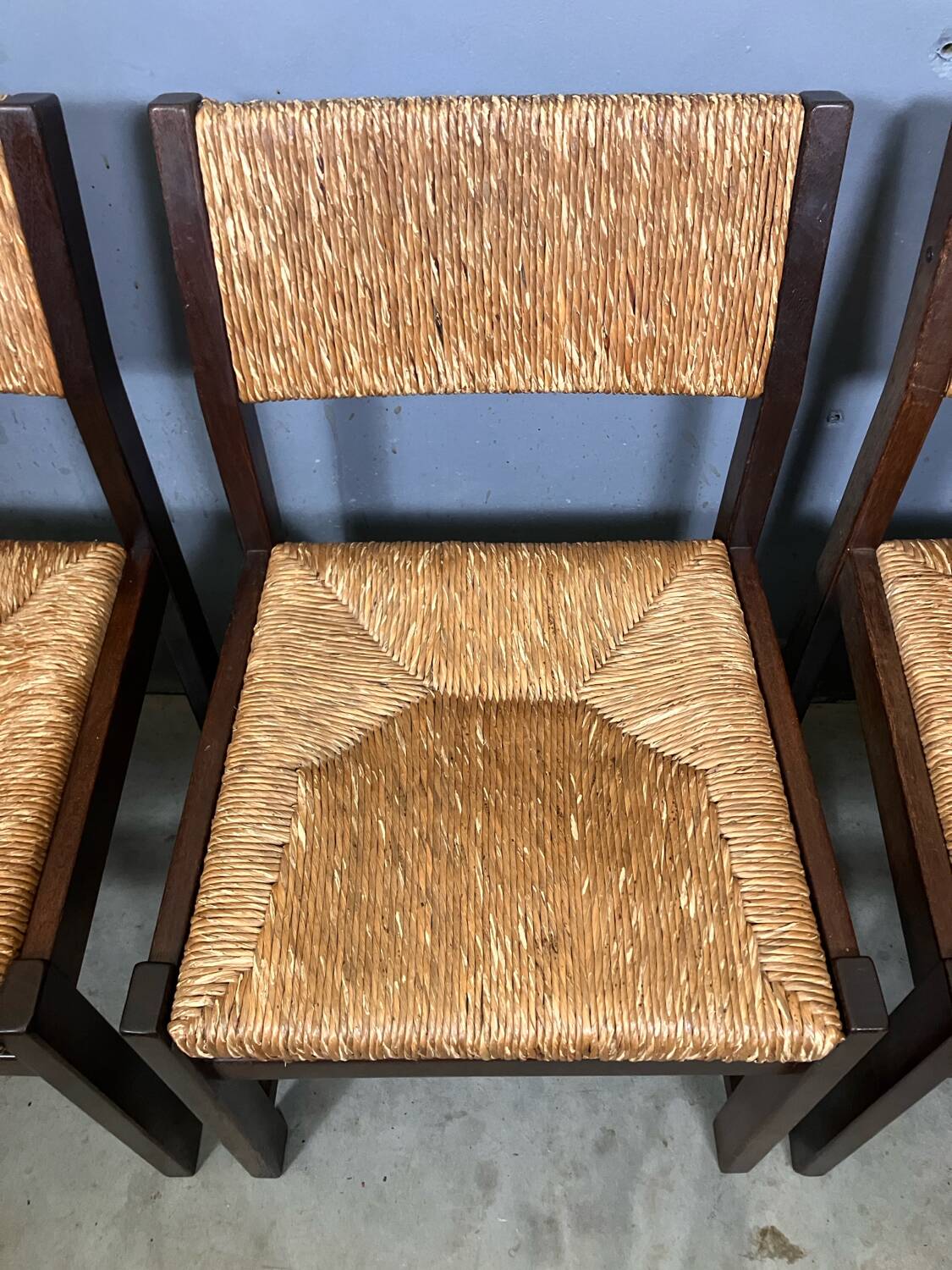 6 wooden vintage chairs dark wood rush
