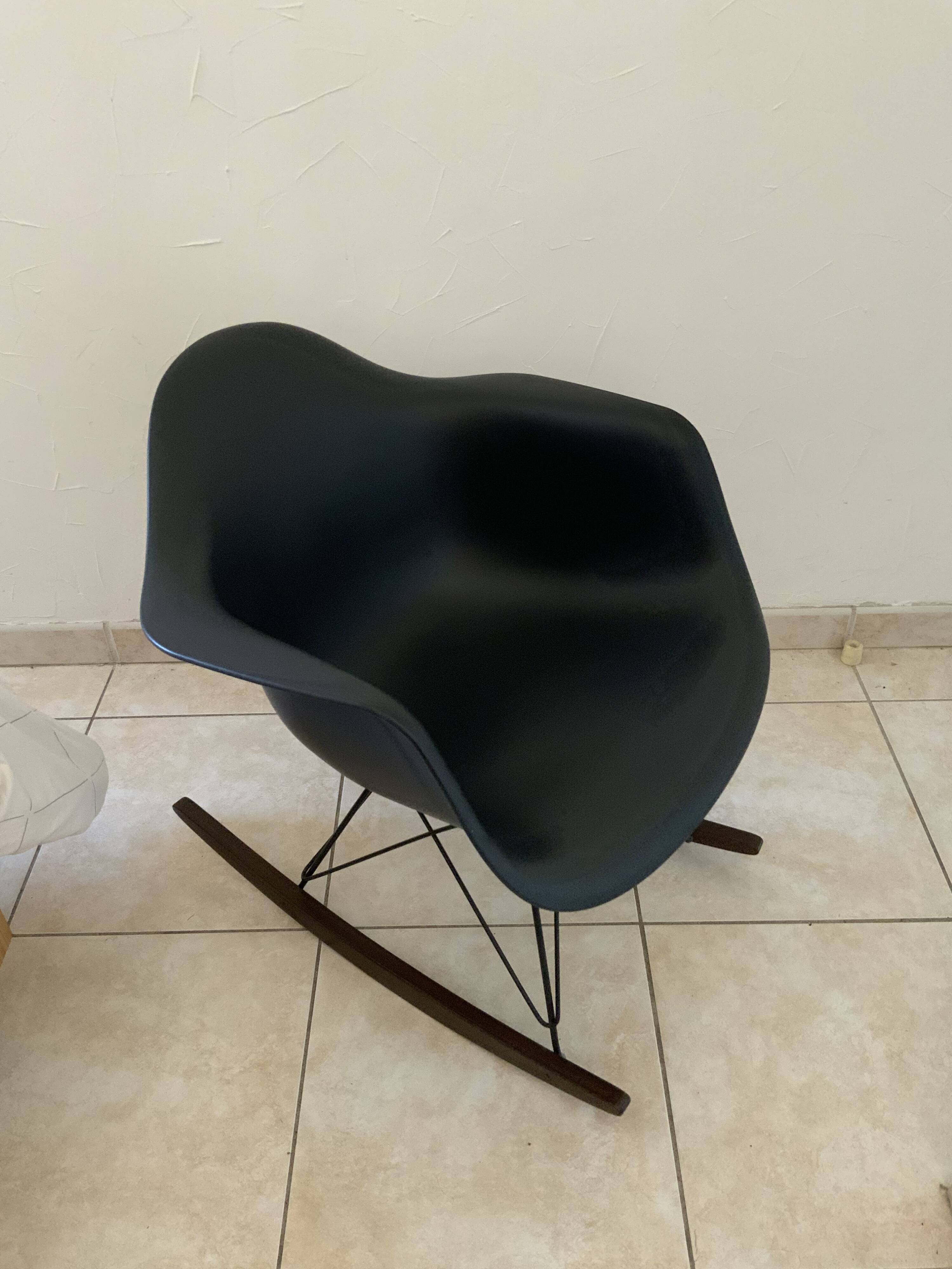 Vitra Eames RAR Rocking Chair – Black Collection 2015 – Charles & Ray Eames