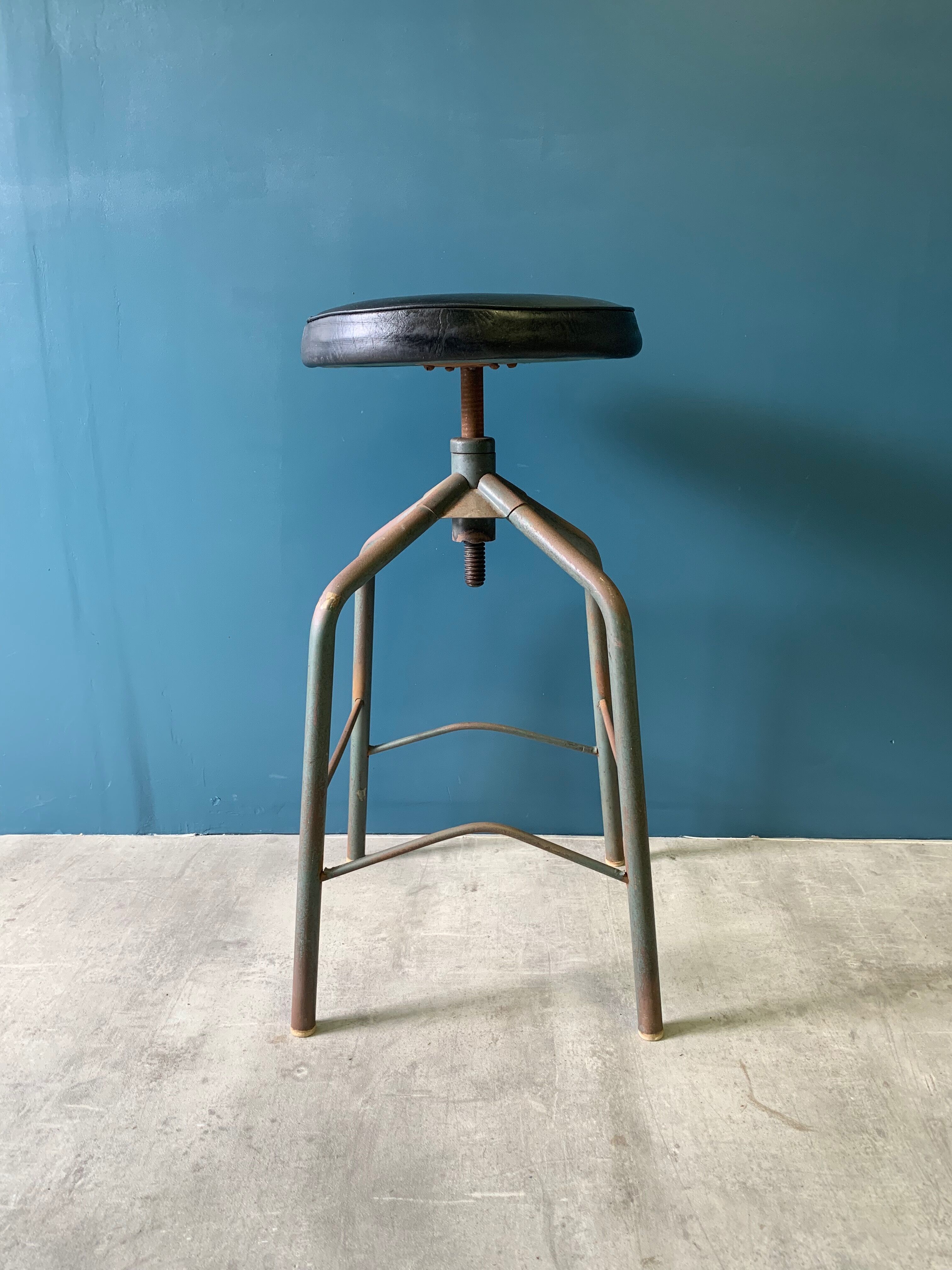 60's cartoonist's snuff