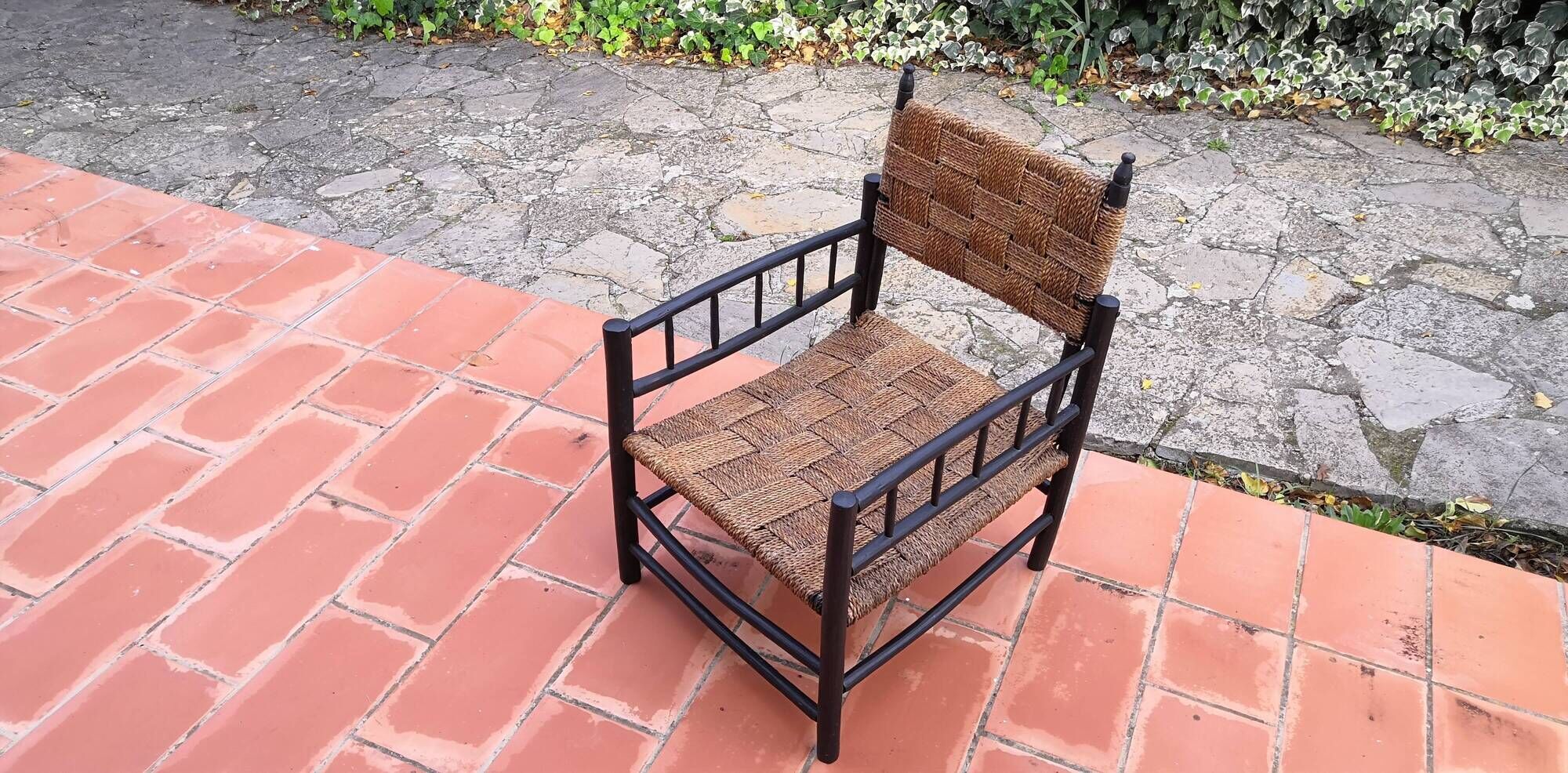 Modernist armchair in wood and braided rope, vintage 1950