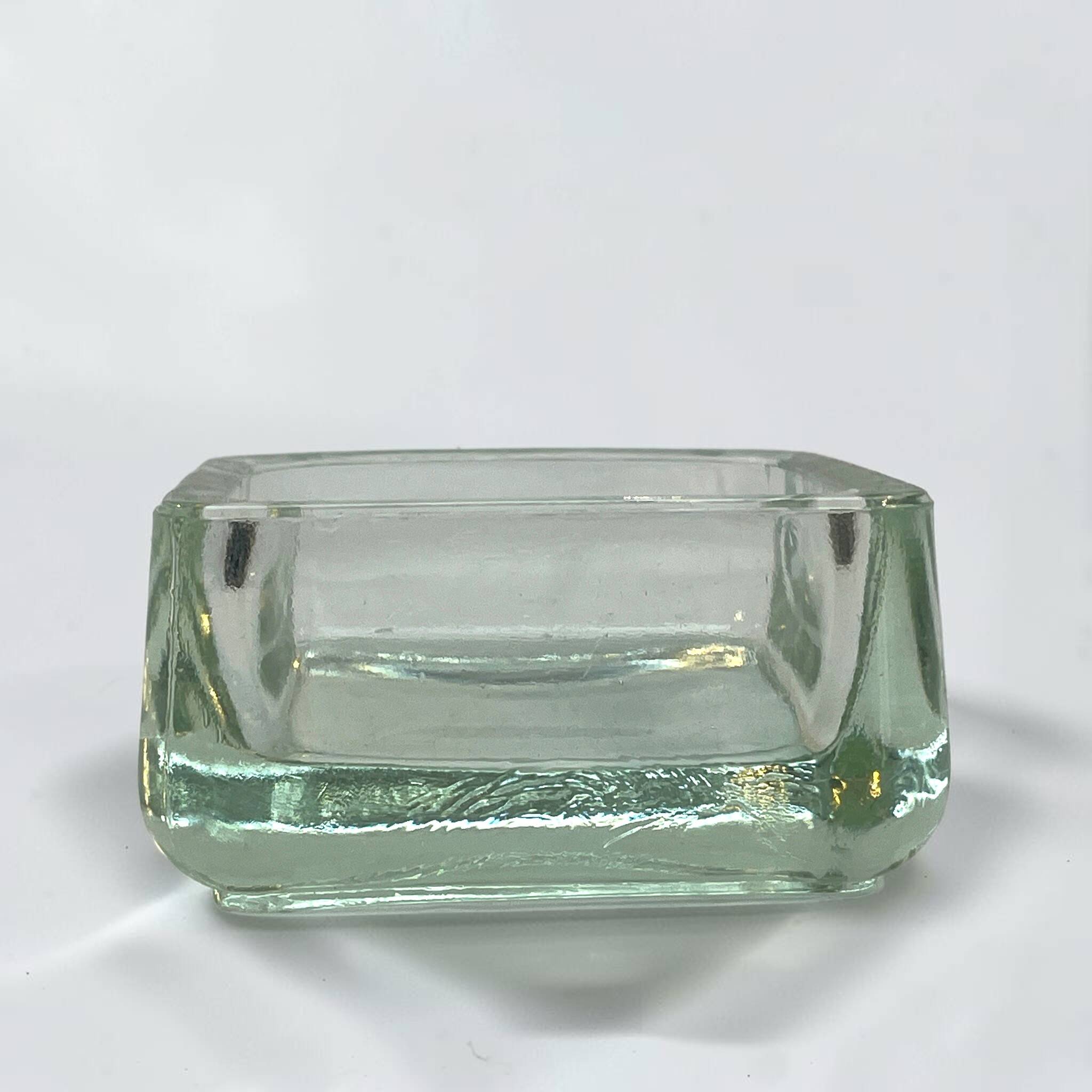 Cendrier moderniste en pavé de verre style Lumax