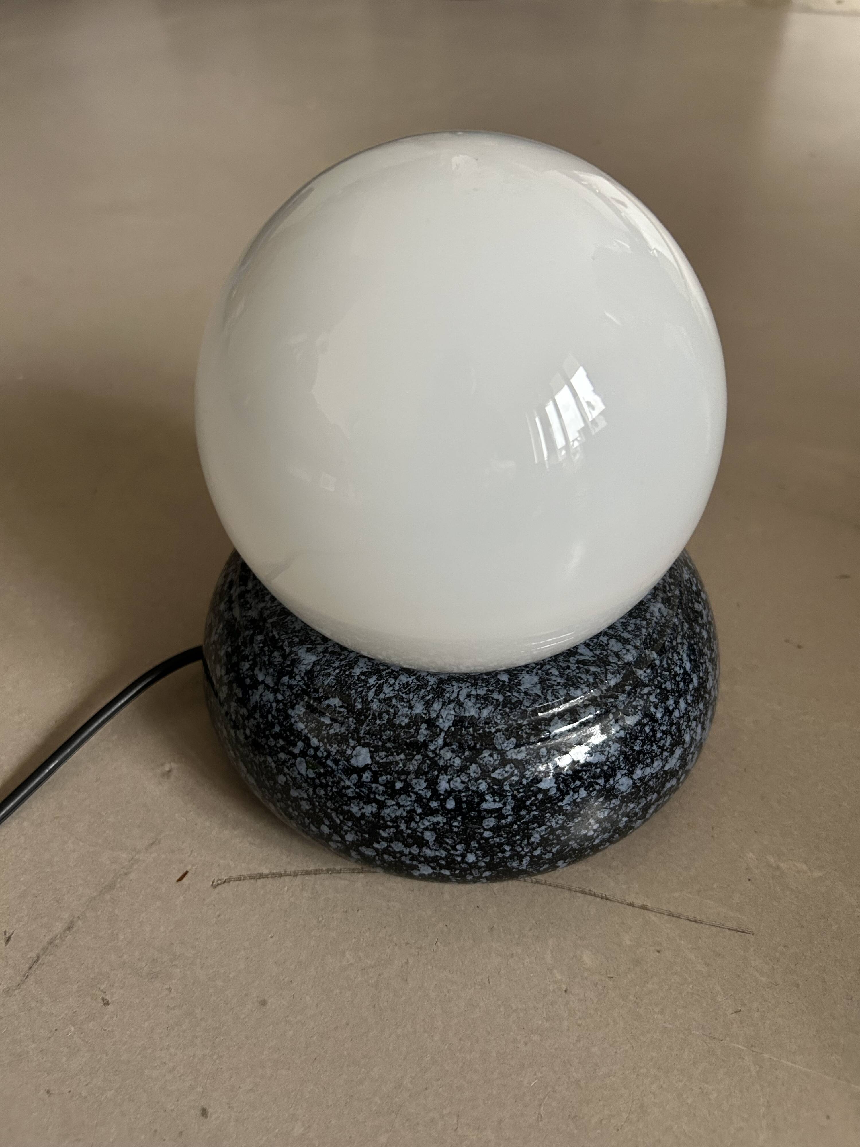 Vintage 1980s table lamp