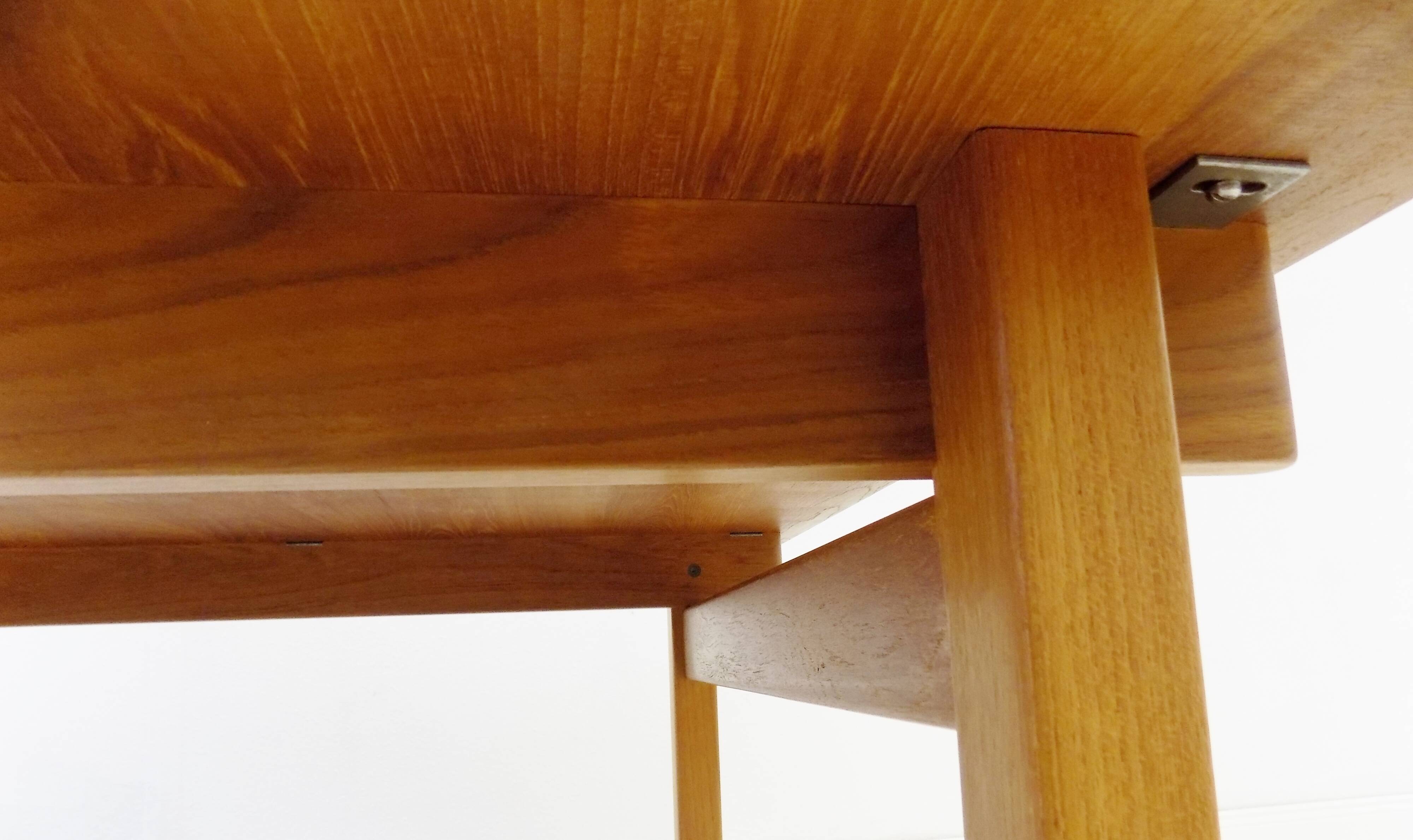 KP Møbler oak coffee table High by Kurt Østervig