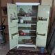 Armoire de cuisine vintage