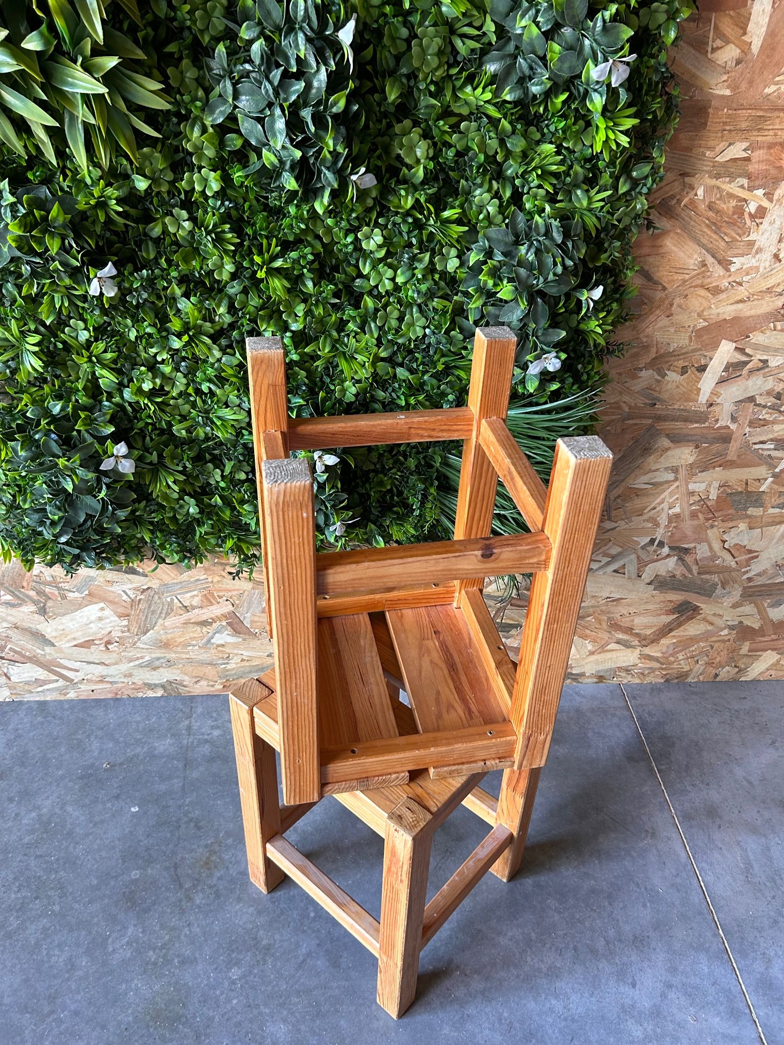 set of 3 stools in the style of the Perriand arches, in rush